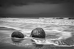 Moeraki Boulders and Waves